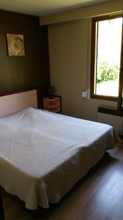Hotel Le Magiot Montliot-et-Courcelles Pokoj fotografie
