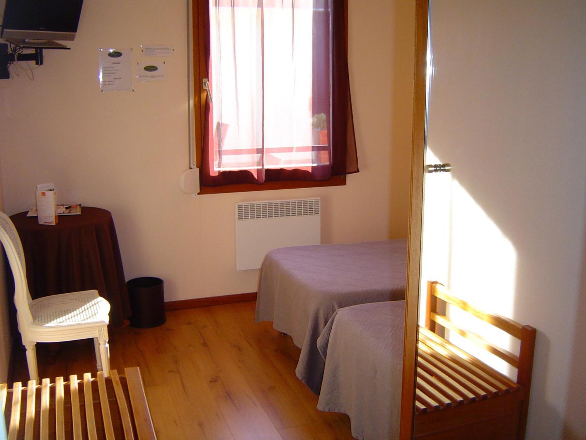 Hotel Le Magiot Montliot-et-Courcelles Pokoj fotografie