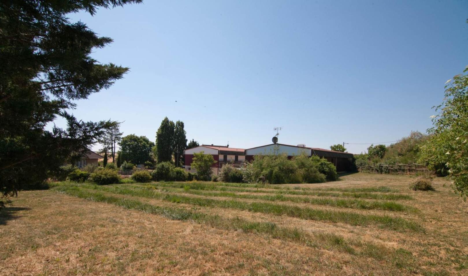 Hotel Le Magiot Montliot-et-Courcelles Exteriér fotografie